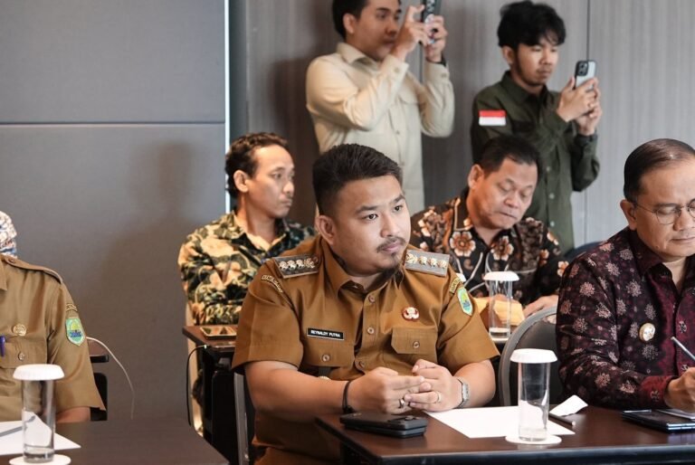 WhatsApp Image 2025-11-25 at 06.49.09