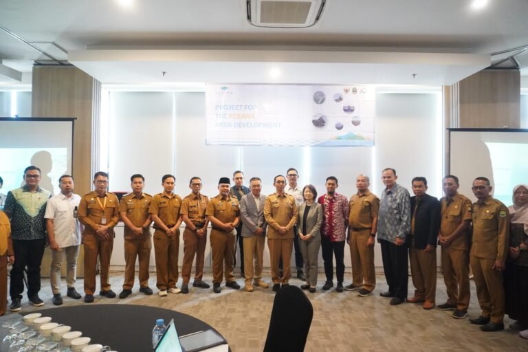 WhatsApp Image 2025-12-02 at 18.08.20