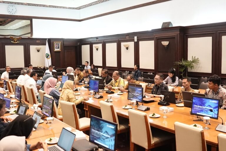 WhatsApp Image 2025-12-03 at 07.23.07