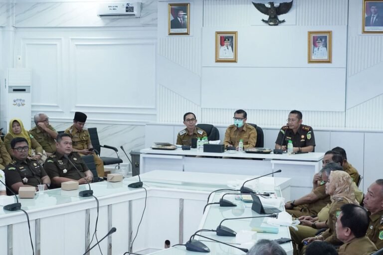 WhatsApp Image 2025-12-08 at 14.28.10 (2)